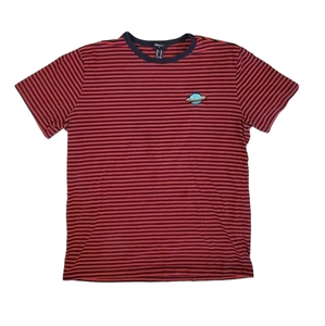 Forever 21 Men's Red Black Stripe Short Sleeve Planet Patch T-Shirt Medium‎